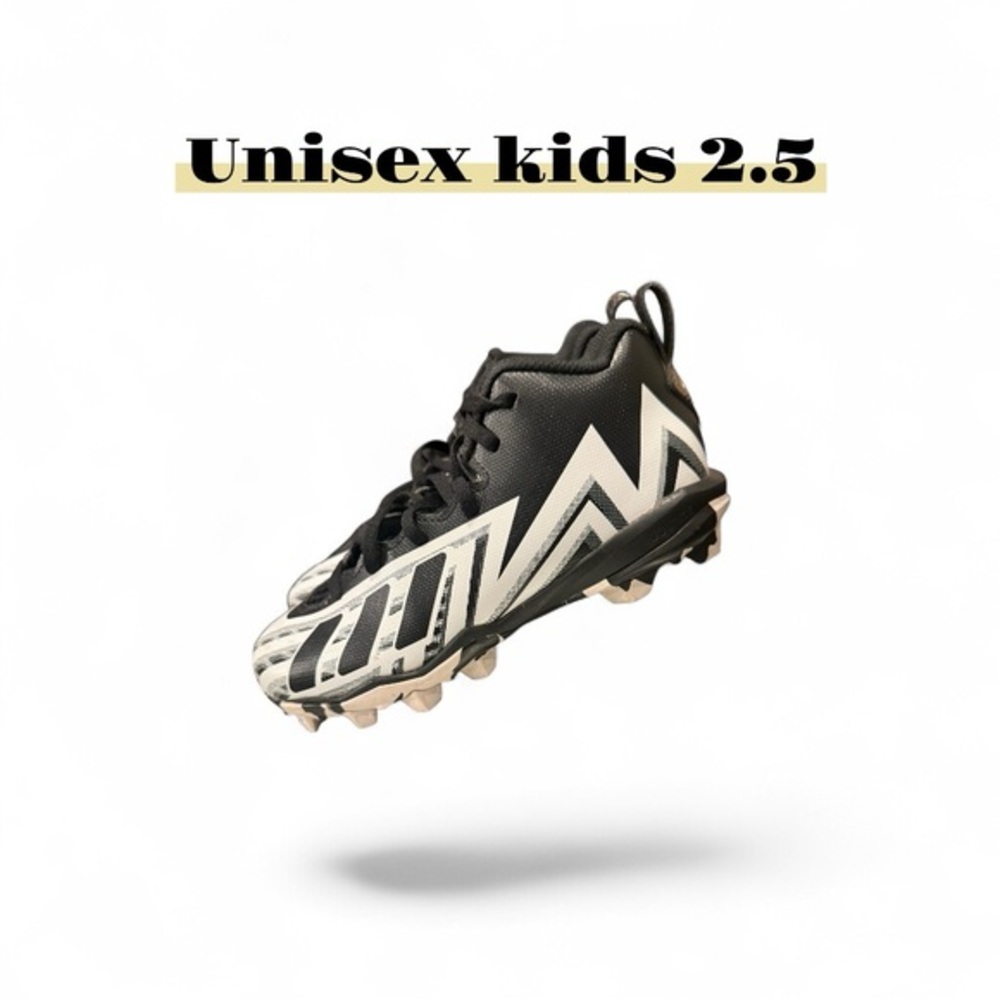 Adidas Freak Spark 23 Molded Football Shoe Cleats, Black /White, Sz 2.5 Unisex